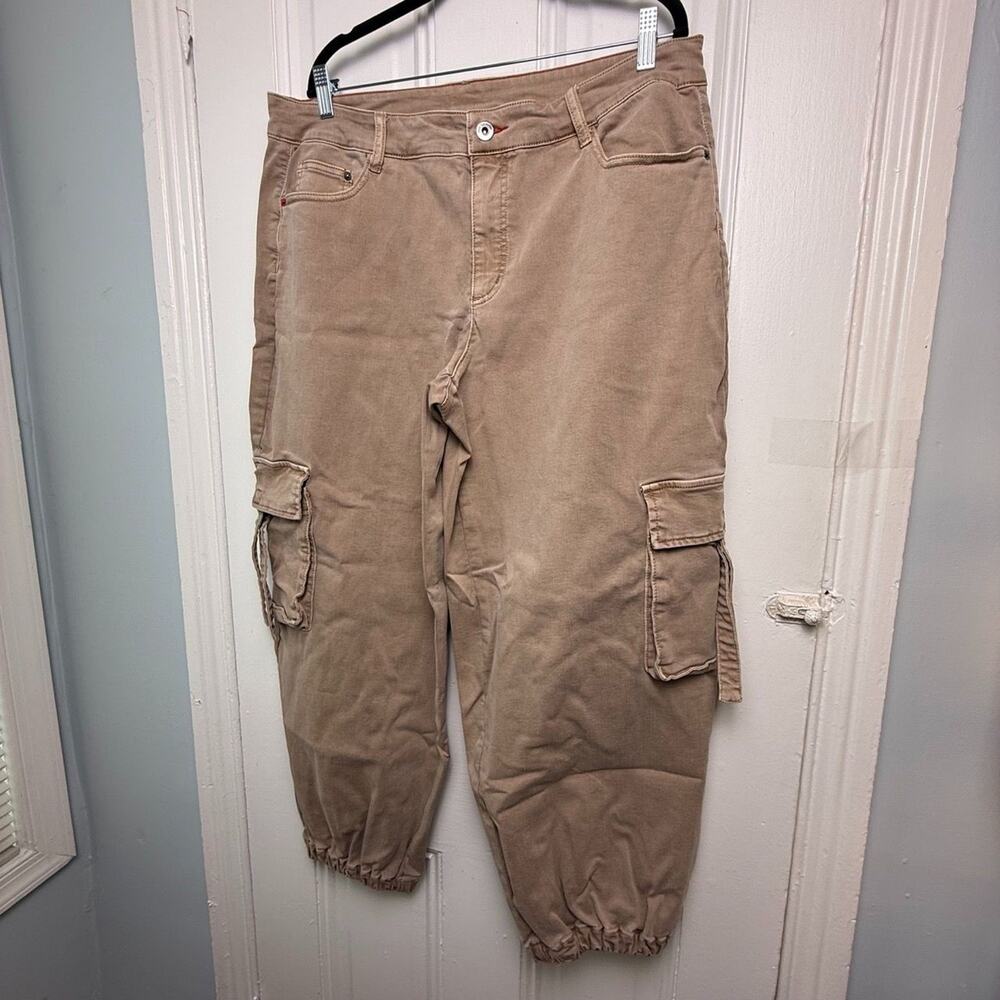 Peace Love World Cargo Pants Barrel Tan Chino Size 16 NWOT